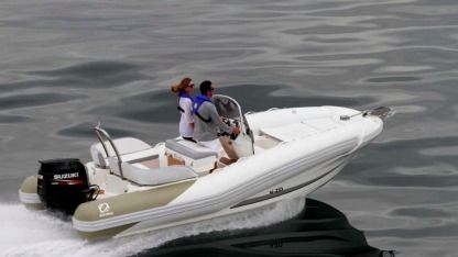 Alquiler Neumática  Zodiac N-Zo 600 Calvi