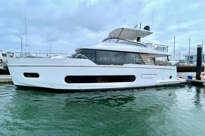 Aluguel Lancha  Azimut Magellano 60 Šibenik