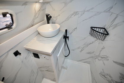 Private DAY CHARTER Catamaran Dean 365