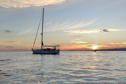 Sailboat Rental in Alicante – Half Day or Full Day Trips with Skipper