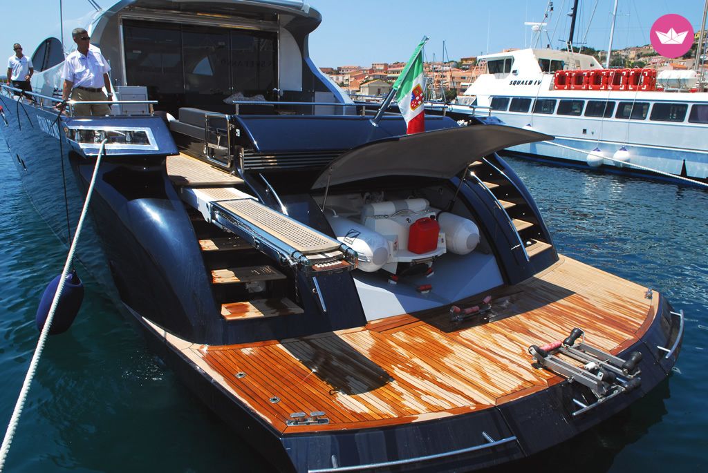 Location bateau à moteur à Bonifacio de particuliers et professionnels