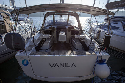 Noleggio Barca a vela Dufour Yachts Dufour 360 GL - 3 cab. Ponte