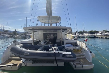 Alquiler Catamarán Lagoon Lagoon 50 Furnari