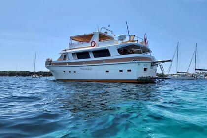 Noleggio Yacht a motore Kha shing Trader Cannes