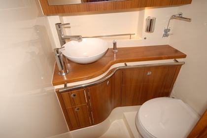 Genießen, lachen, segeln auf einer 16m Segelyacht