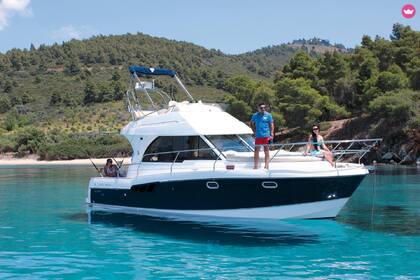 Charter Motorboat Beneteau Antares 980 Chalkidiki