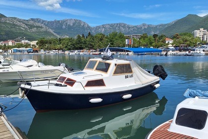Hire Boat without licence  Greben 600 Bar