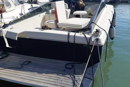 Rental Motorboat ITAMA 38 Naples