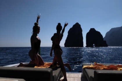 Explore the Amalfi Coast & Capri on Baia Sirena B50