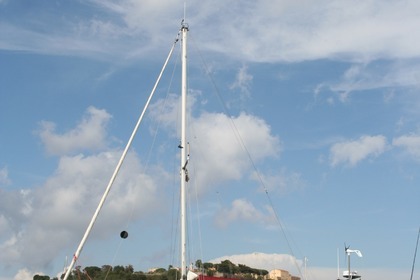 Location Voilier Yachts Equipements Service HALIOTIS 38 Santa-Maria-Poggio