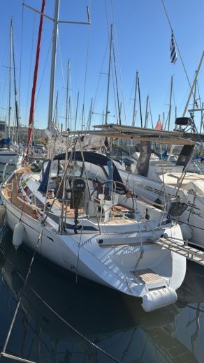 Ateny Sailboat Grand Soleil 37 R alt tag text