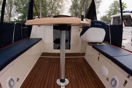 Vistula Cruiser 30 - idealna barka na rejs po Kanale Elbląskim