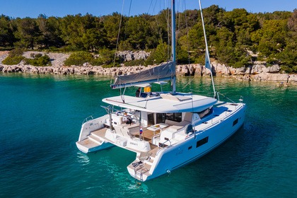 Hyra båt Katamaran Lagoon-Bénéteau Lagoon 42 - 3 + 2 cab. Šibenik