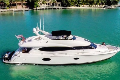 Rental Motor yacht Lazzara 84 Miami
