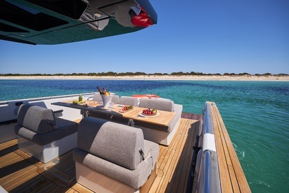 Fjord 44 JODELLY - 8 horas de chárter para 11 personas - Ibiza y Formentera