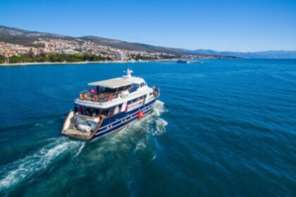 Charter Motor yacht Custom Kamelija Njivice