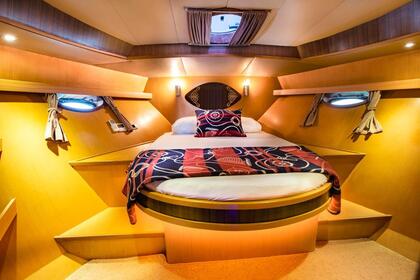 Custom built motor yacht special edition