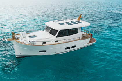 Noleggio Barca a motore SASGA YACHTS MENORQUIN 34 HT Sitges