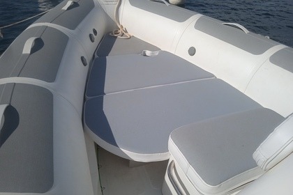 Ενοικίαση Φουσκωτό Adventure 600 Galéria