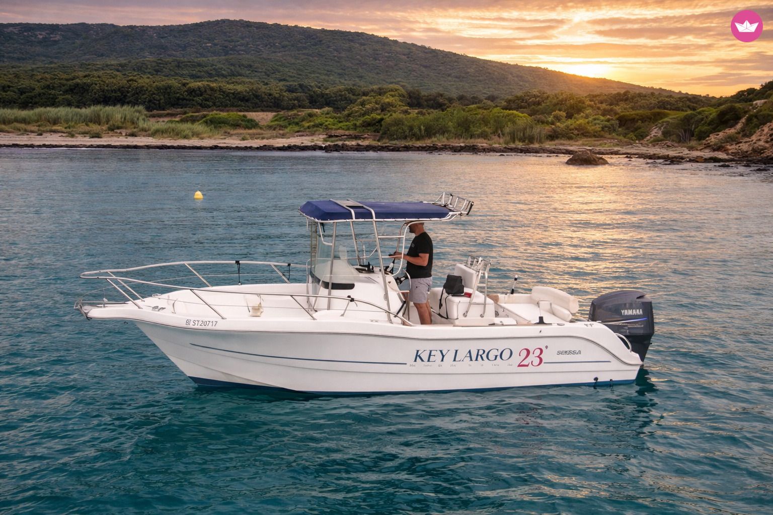 Rent Sessa Marine Key Largo 23 Motorboat (2001) in Macinaggio