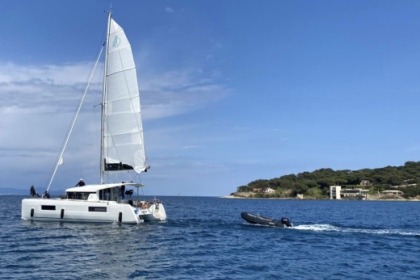 Charter Catamaran Sea Rider Location avec skipper Lagoon 40 Saint-Tropez