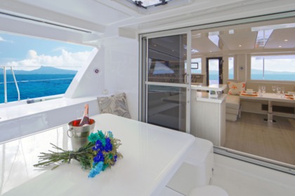 Leopard Catamaran 48'