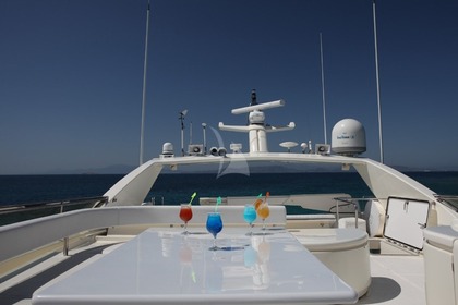 Ferretti 80