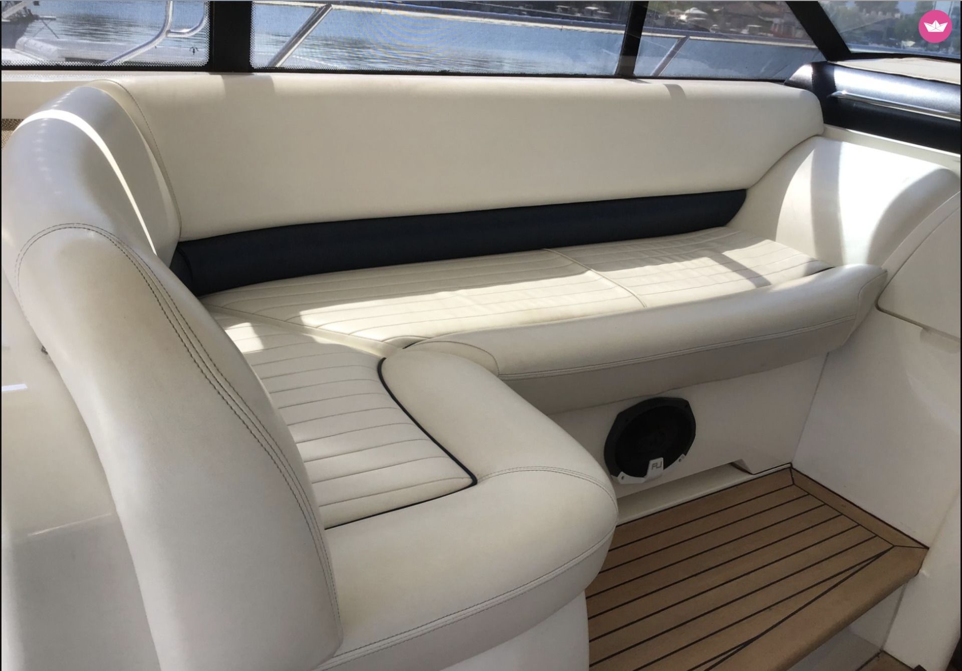 Bateau à moteur Princess V58 de particuliers et professionnels