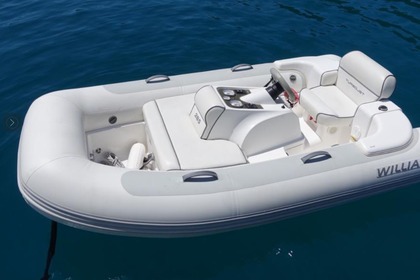 Ferretti 510 luxe yacht