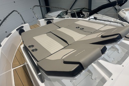 Hyra båt Motorbåt Karnic 10 Cavalaire-sur-Mer