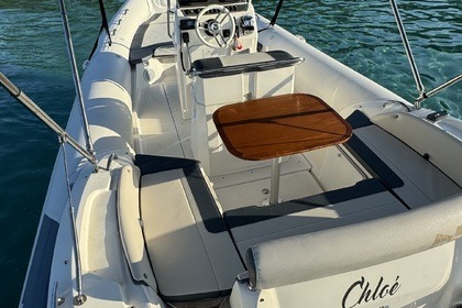 nuova jolly 7m50 suzuki 250 chevaux hyeres 10 personnes