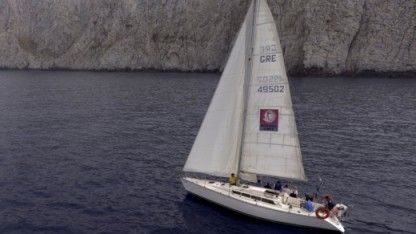 Charter Sailboat Jeanneau Sun Shine 38 Heraklion