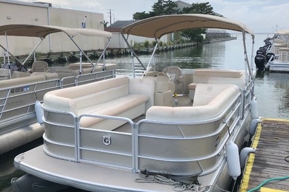 Rental Motorboat Godfrey Pontoon Miami