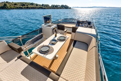 Galeon 420 Fly Amber Blue
