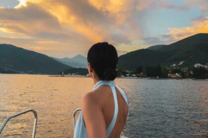 Cruise with captain on Brand New Baracuda 686