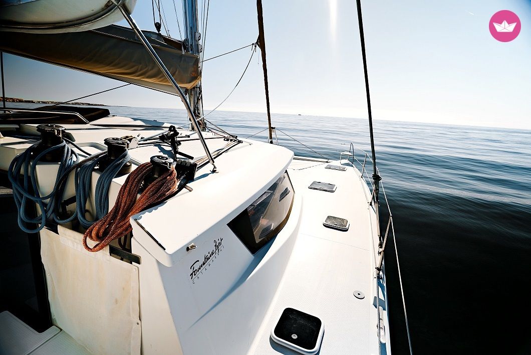 Charter Fountaine Pajot Helia 44