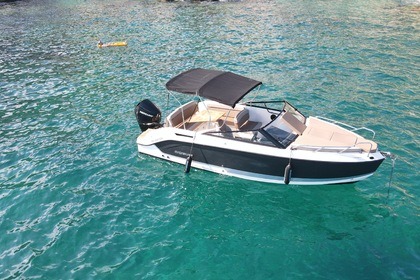 Hire Motorboat Quicksilver Activ 675 CRUISER Marseille