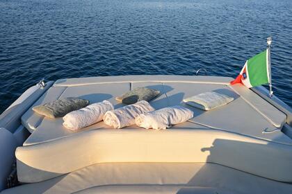 Hyra båt RIB-båt Sacs Marine Stride 11 640cv Taormina
