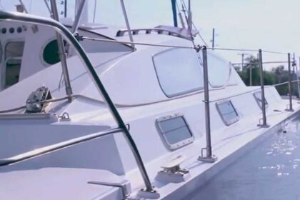 Hire Catamaran Sailcraft Comanche 32 Le Magouër