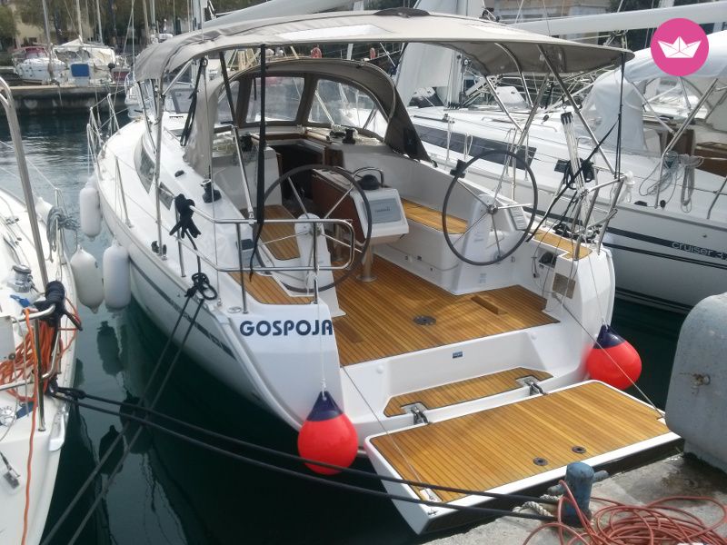Jacht żaglowy Bavaria Cruiser 37 do wynajęcia