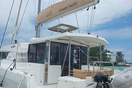 Rental Catamaran Bali Bali 4.1 O.V. Praslin