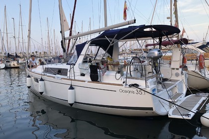 Miete Segelboot BENETEAU OCEANIS 35.1 Barcelona