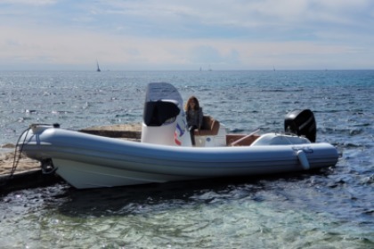 Location Semi-rigide Sacs Marine Strider 8 Ramatuelle