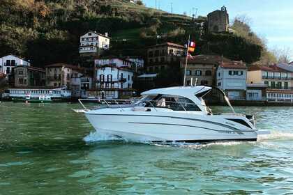 Noleggio Barca a motore BENETEAU ANTARES 8 San Sebastián