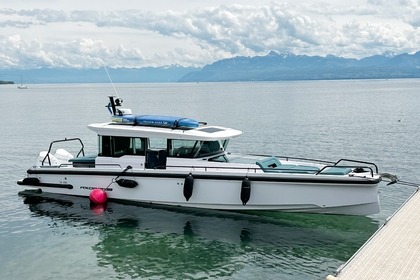 Charter Motorboat Axopar 37 XC Brabus Nyon