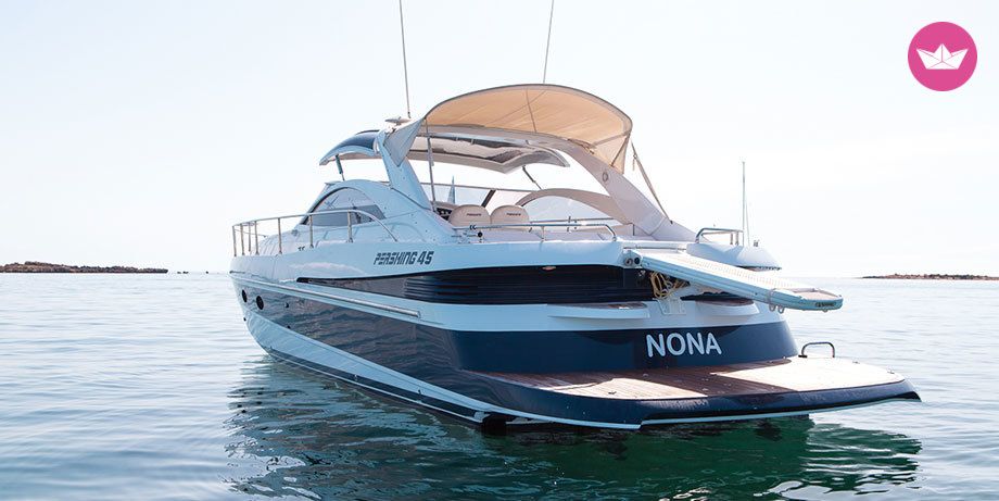 Charter Motorboat Grupo Ferretti Pershing 45 Ibiza
