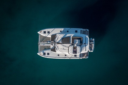 Hire Catamaran Lagoon-Bénéteau Lagoon 43 - 3 + 1 cab. OW Trogir