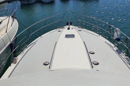 YACHT ZEN Fairline Squatron 50