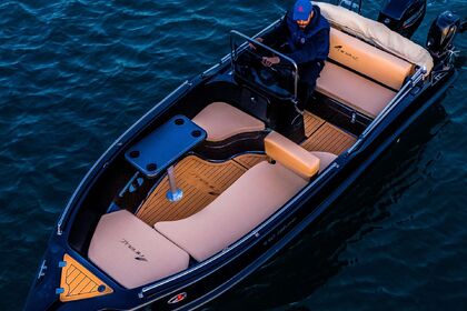 Miete Boot ohne Führerschein  SANTORINI PREMIUM BLACK Santorin