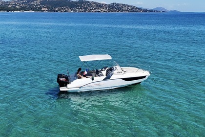 Verhuur Motorboot Beneteau Flyer 7.7 sundeck Les Issambres